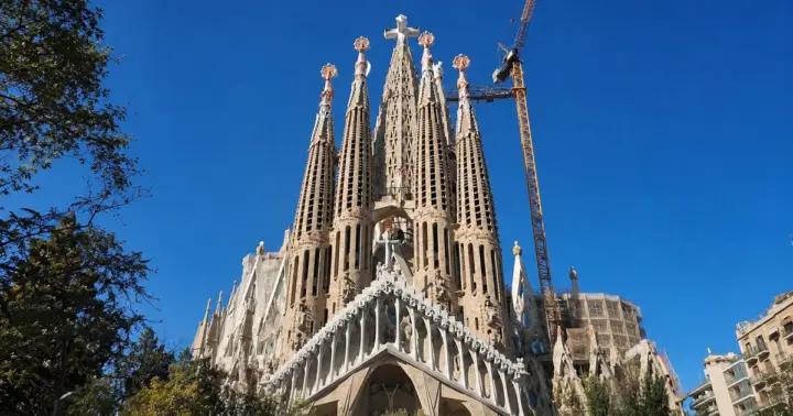 Barcelona: ticket de entrada sin colas y tour de la Sagrada Familia