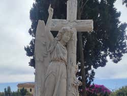 Tour por el Cementerio Inglés