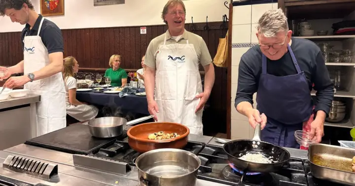 Experiencia de comida/cocina en la Sociedad - Se puede privatizar