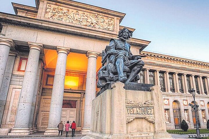 PRIVATE VIP: Prado Museum with an Art expert. Tickets & skip line