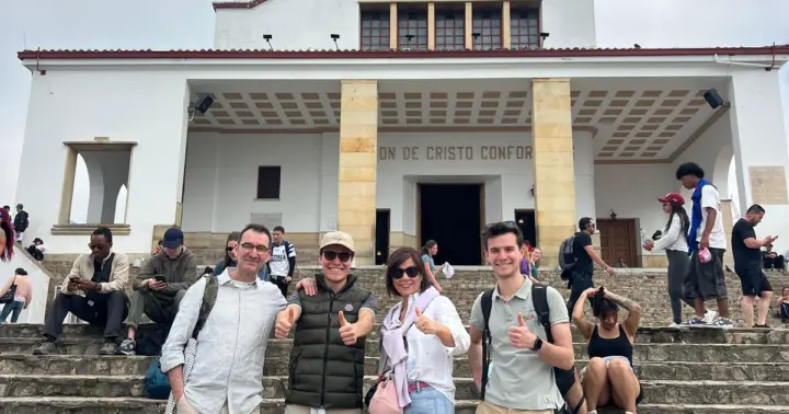 Bogotá: Monserrate, Museo del Oro y Candelaria con AR. Degustación de Cacao
