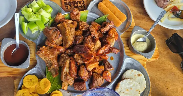 Cartagena: Street Food Tour - 6 Language Options