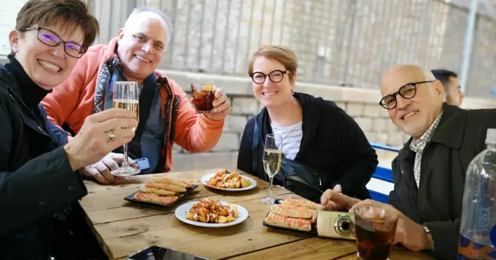 Barcelona: tour gastronómico privado + entradas a la Sagrada Familia