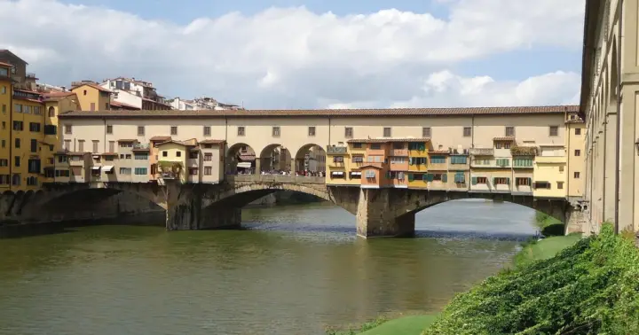 Ticket de entrada reservado para la galería Uffizi y el corredor vasari