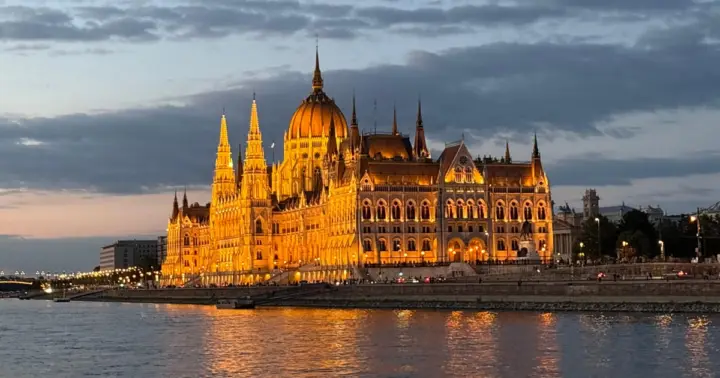 Budapest: 55-Minute Sightseeing Cruise on the Danube