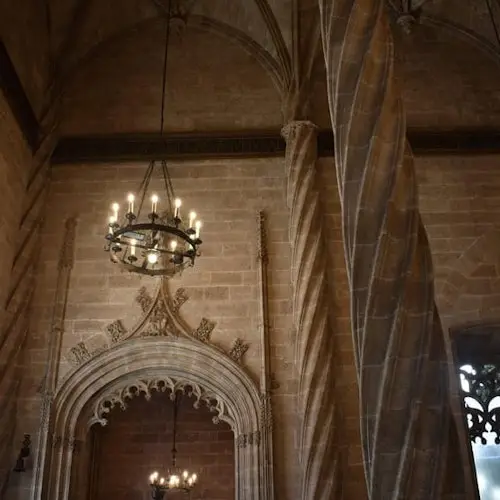 Silk Exchange, Church of San Nicolás & Cathedral: Guided Walking Tour