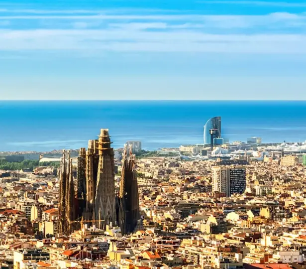 Barcelona: tour por la Sagrada Familia y paseo en barco