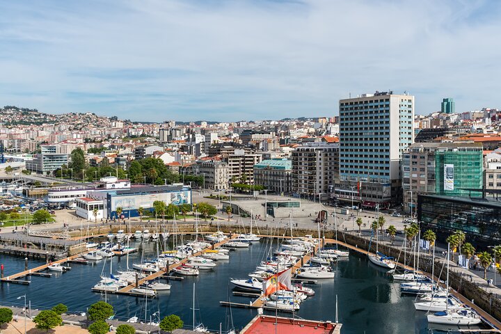 Tour a Pie Histórico por Vigo en Grupo Reducido