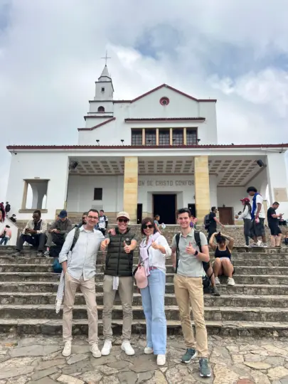 Bogotá: Monserrate, Museo del Oro y Candelaria con AR. Degustación de Cacao