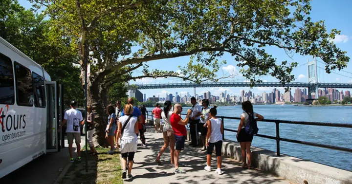 From Manhattan: Bronx, Queens and Brooklyn Half-Day Tour