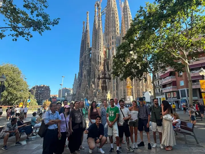 La visión sagrada: experiencia guiada de la Sagrada Familia