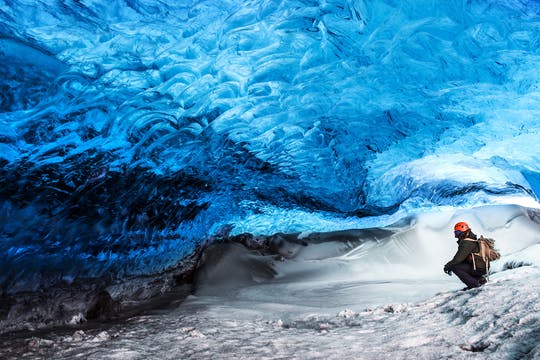 Excursión a la cueva de hielo azul cristalino desde Jökulsárlón con un super Jeep