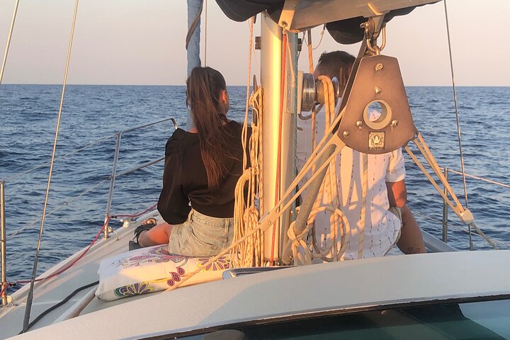 Paseo en Velero con Drink y Picoteo, Barcelona