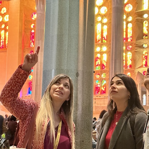 Go With A Local: Visita guiada sin colas de la Sagrada Familia en italiano