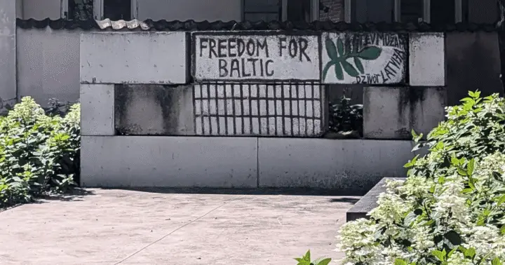 Soviet Riga Walking Tour: Life Behind the Iron Curtain