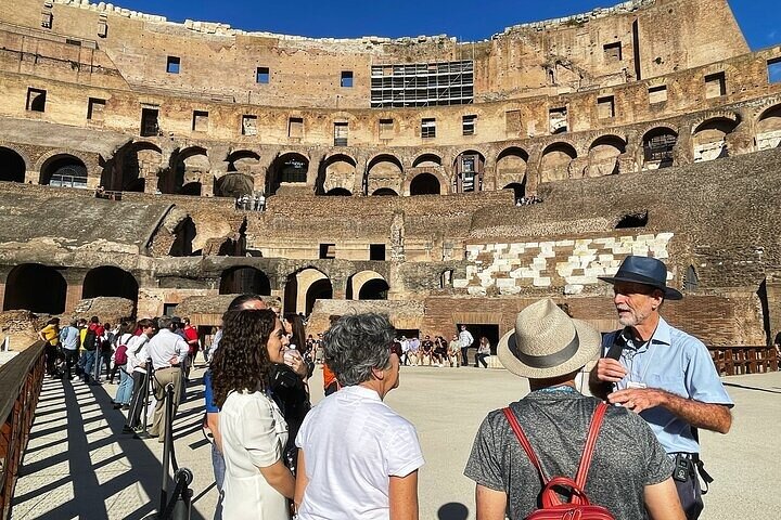 Visita al Coliseo con Arena de Gladiadores, Foro y Monte Palatino