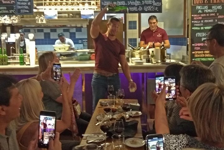 Madrid Tapas & Wine Tasting Walking Tour – Small Group Local Bars