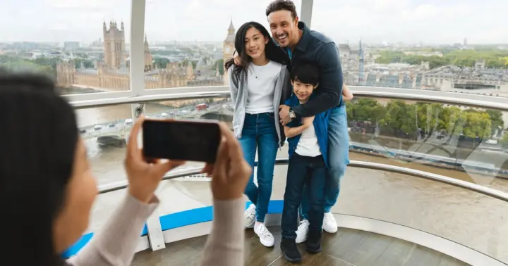 Hop-on Hop-off London Bus Tour & The London Eye