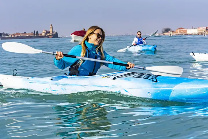 Excursión en Kayak por la Naturaleza: Explorando la laguna más grande de Europa