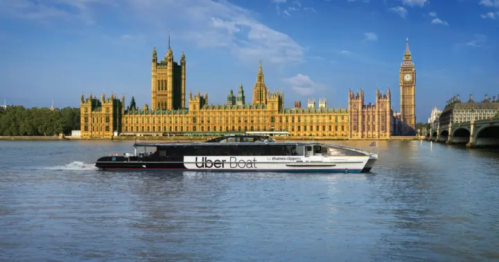 Londres: Billete de ida y vuelta en Uber Boat by Thames Clippers