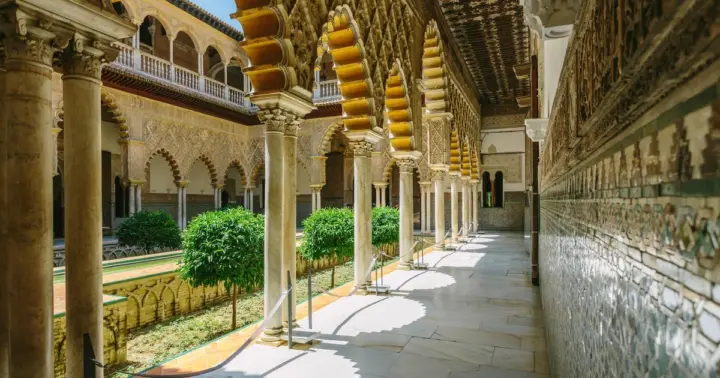Sevilla: tour guiado del Real Alcázar con acceso prioritario