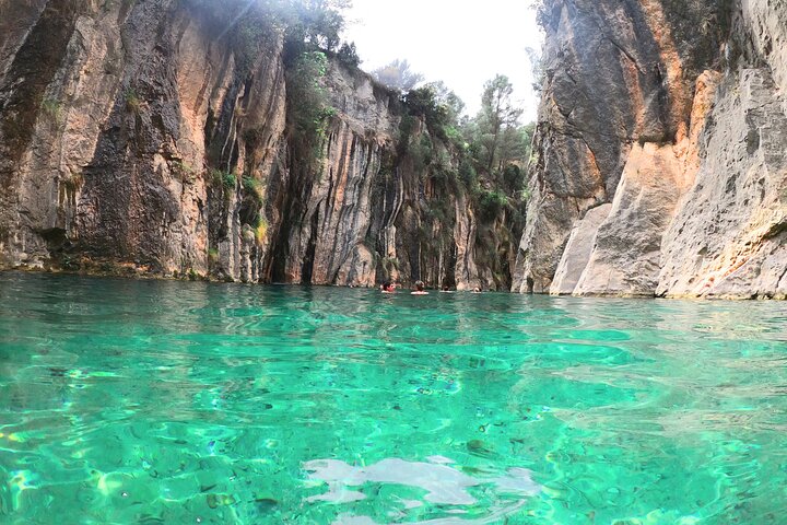 Valencia a Montanejos + Actividades Aventuradas