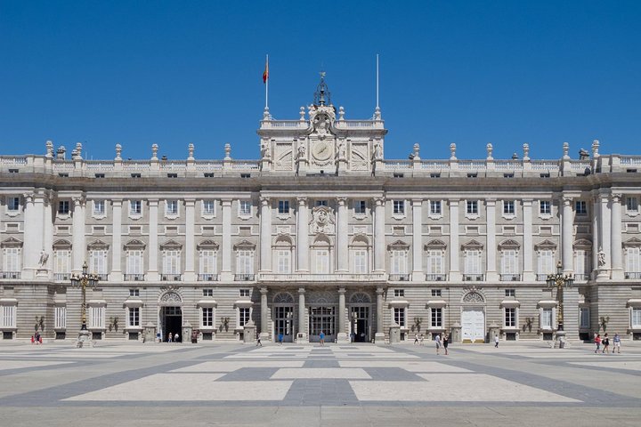 Visita guiada sin colas al Palacio Real y al Museo del Prado