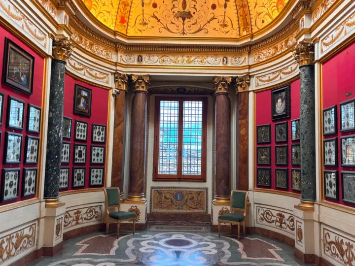 Entrada programada con visita guiada a la Galería Uffizi y la Galería de la Academia