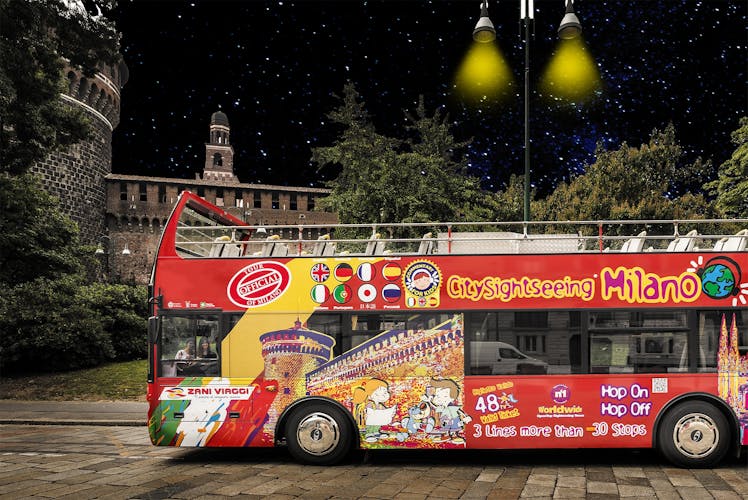 Recorrido nocturno por Milán en autobús abierto