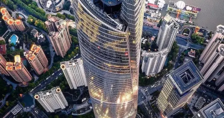 Pase para el piso 118 de la Torre Central de Shanghái y el mapa turístico de Shanghái