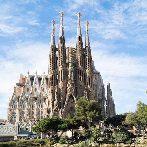 Tour de día completo por la Sagrada Familia y el Park Güell con entradas sin colas