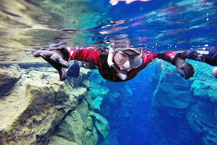 Silfra Drysuit Snorkeling with Free Photos - Meet on Location