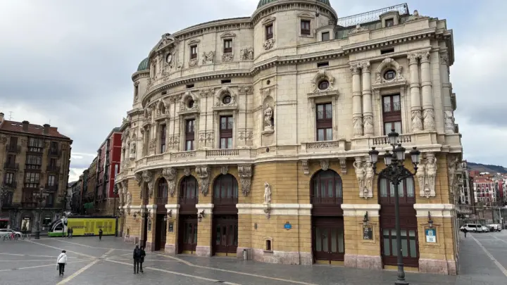 Bilbao: Tour privado a pie por el casco antiguo