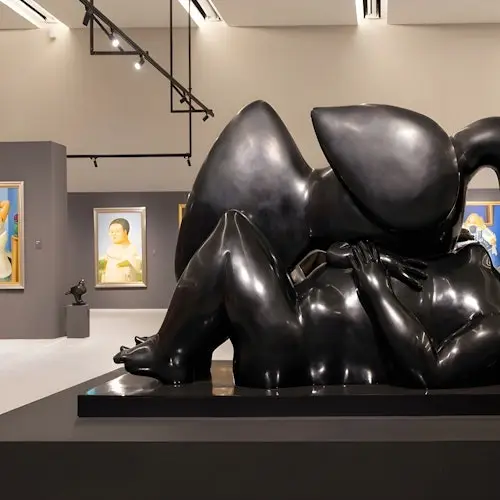 Jardines de la Bahía: Entrada a la exposición del Teatro IMBA
