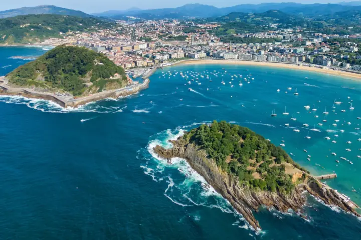Desde Bilbao: Excursión a San Sebastián, Hondarribia, Hendaya y Getaria