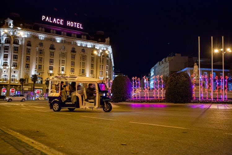 Madrid Christmas lights tour by private Eco Tuk Tuk