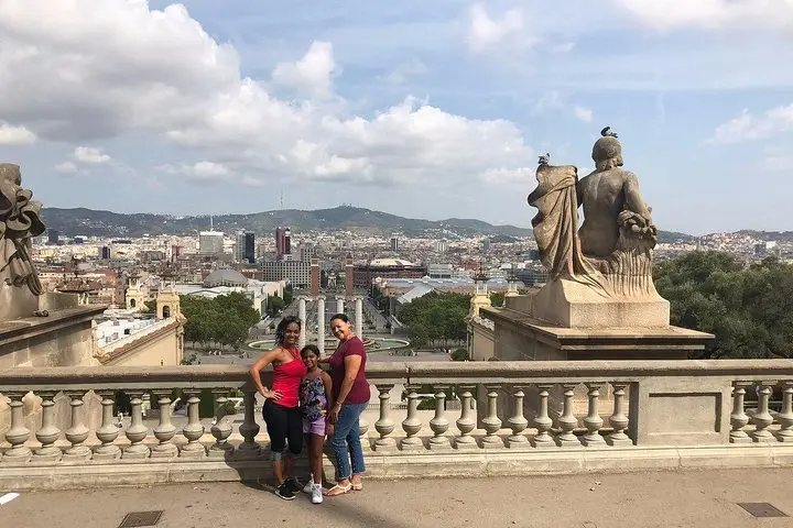 Barcelona Premium : Gótico, Montjuic, Sagrada Familia & Park Güell