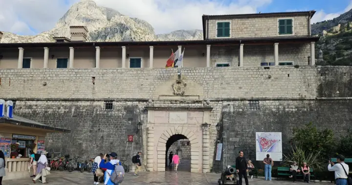 Explore Kotor: Old Town Walk & Bay Coast Bike Tour