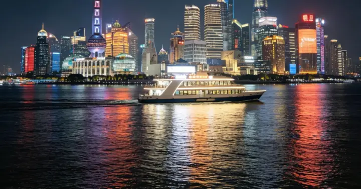 2 esferas de la Torre de la Perla Oriental de Shanghái + paseo en barco por el río Huangpu