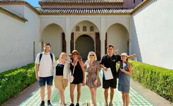 Tour de lo más destacado de la Alcazaba de Málaga y el Teatro Romano con entradas