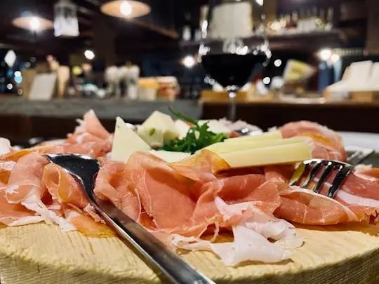 Recorrido gastronómico al atardecer en Marsella