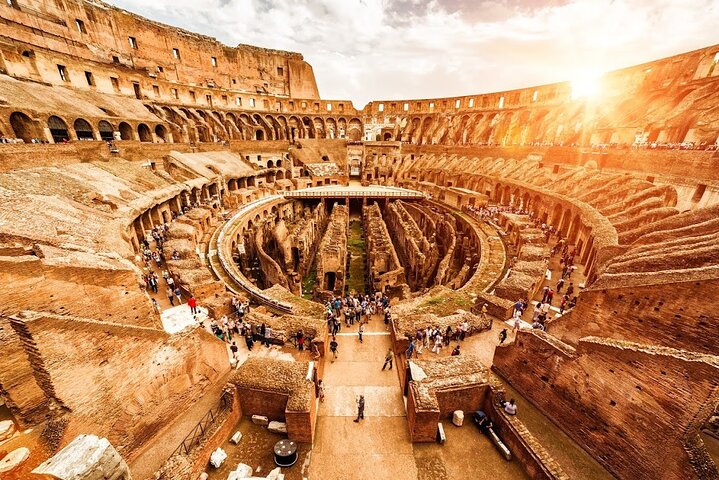 Visita guiada privada al Coliseo y la Antigua Roma