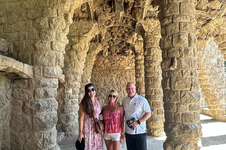 El legado de Gaudí: Tour por Parque Güell y Casa Batlló