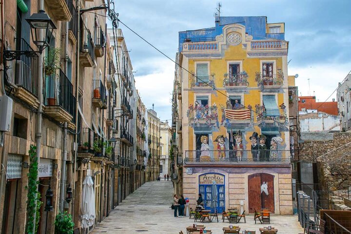 Búsqueda del tesoro en Tarragona & tour a pie con audioguía