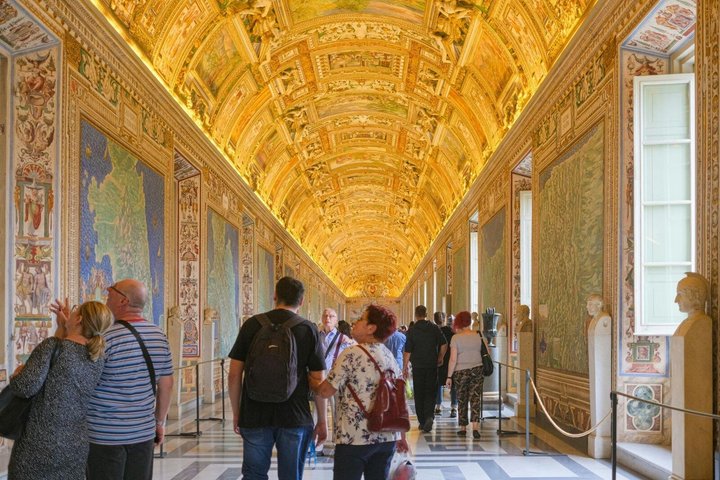Visita a los Museos Vaticanos y la Capilla Sixtina