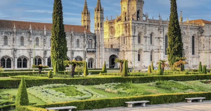 Entrada sin cola de la taquilla al Monasterio de los Jerónimos y audioguía