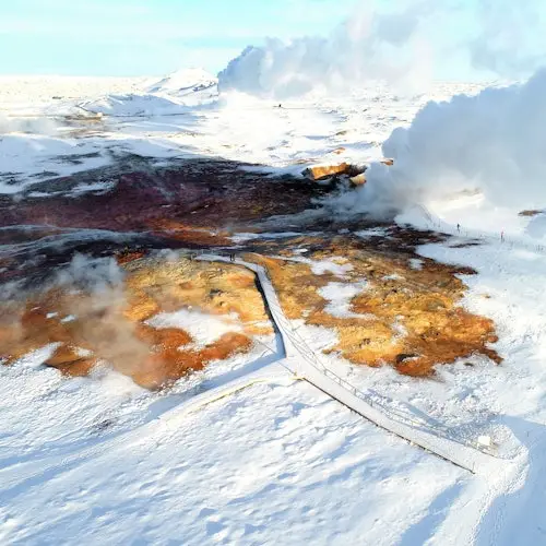 Fagradalsfjall Volcano & Sky Lagoon: Spa Entry + Hiking Tour from Reykjavik