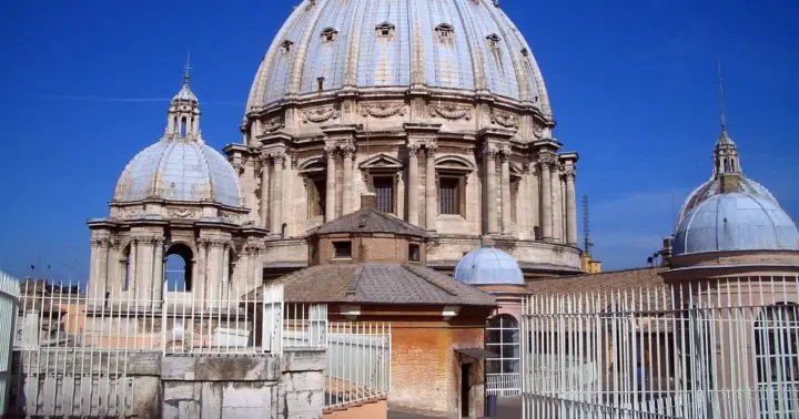 St.Peters basilica, Vatican Grottoes, Tomb of St. Peter Tour