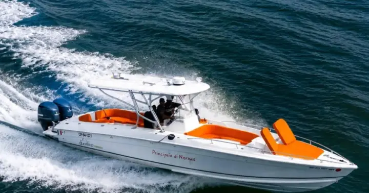 Cartagena: fiesta en barco del Festival Náutico con refrigerios y bebidas