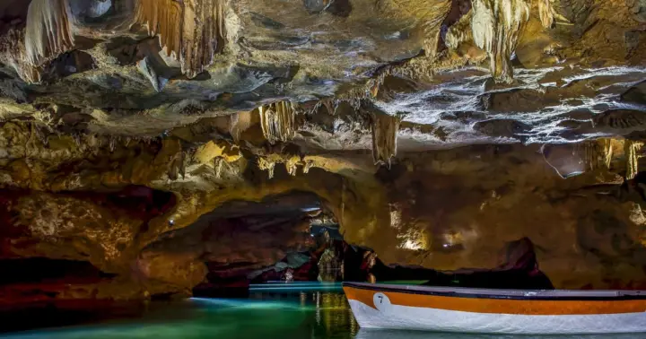 Desde Valencia: Cueva de Sant Josep + Ticket de Entrada + Valencian Gift